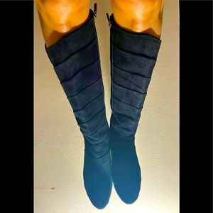 Adrienne Vittadini black boots very comfortable with nylon stretch, zipper, 9.